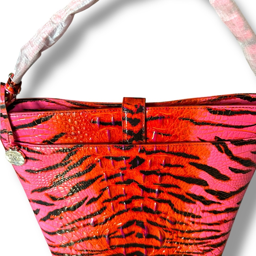 Brahmin Shira Bucket Bag w/Matching Ady Wallet Pink Feline Ombre Melbourne NWT - Picture 5 of 10
